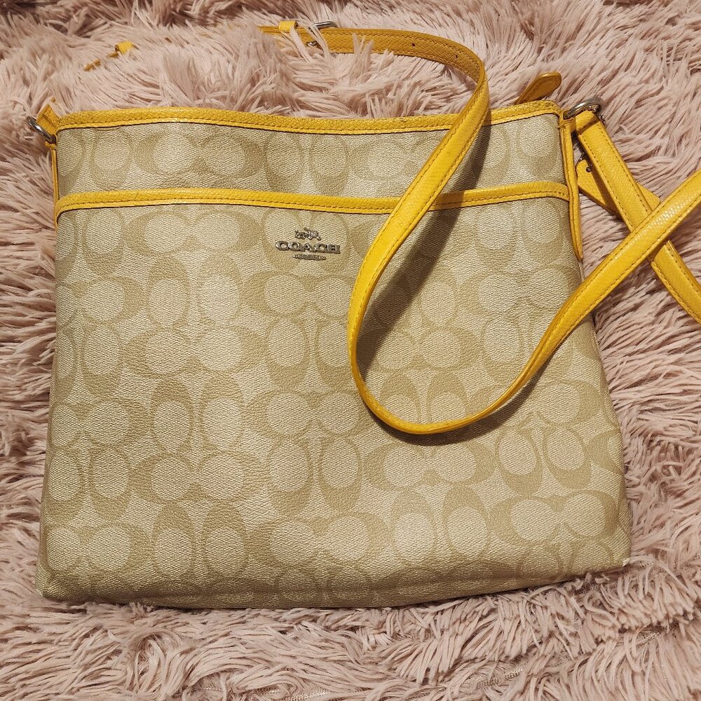Coach crossbody purse